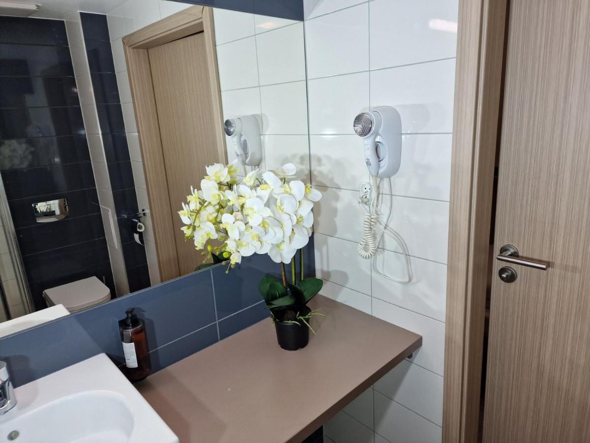 Agat Apartament Czarna Gora Sienna  Dış mekan fotoğraf